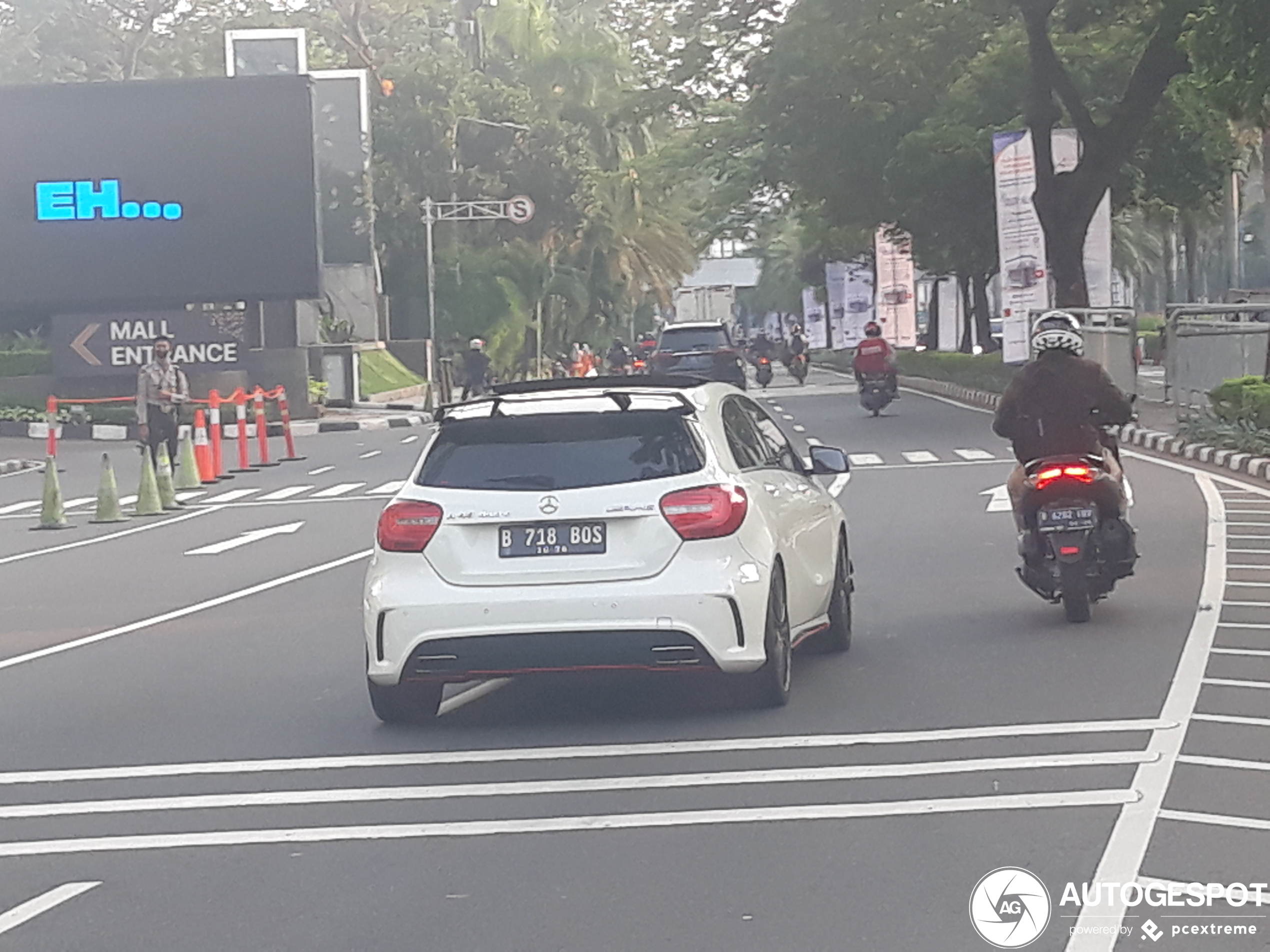 Mercedes-Benz A 45 AMG Edition 1