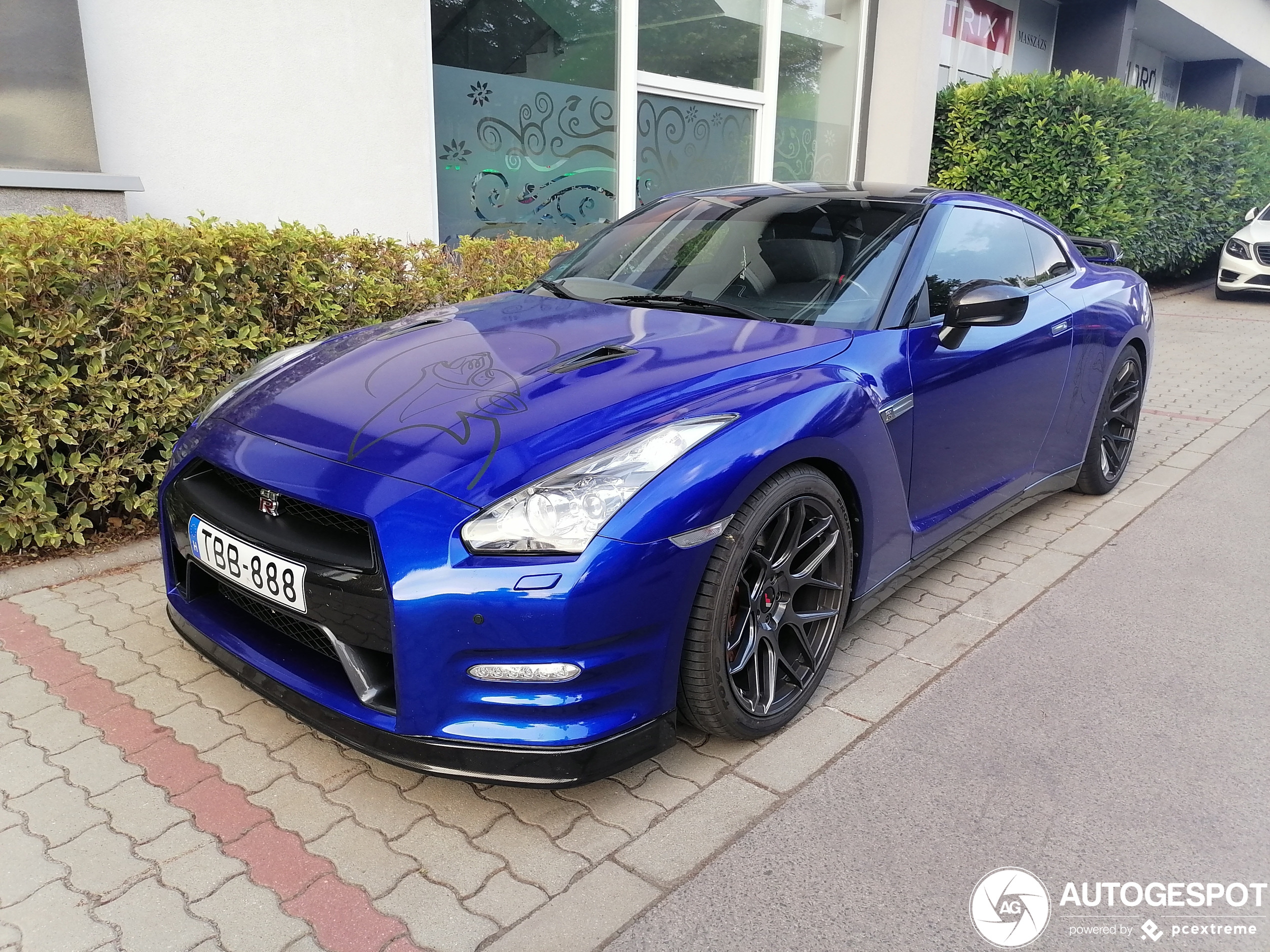 Nissan GT-R