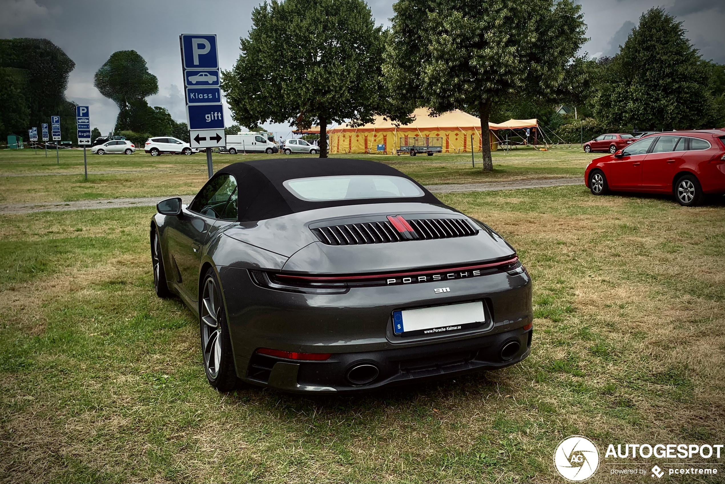 Porsche 992 Carrera 4S Cabriolet