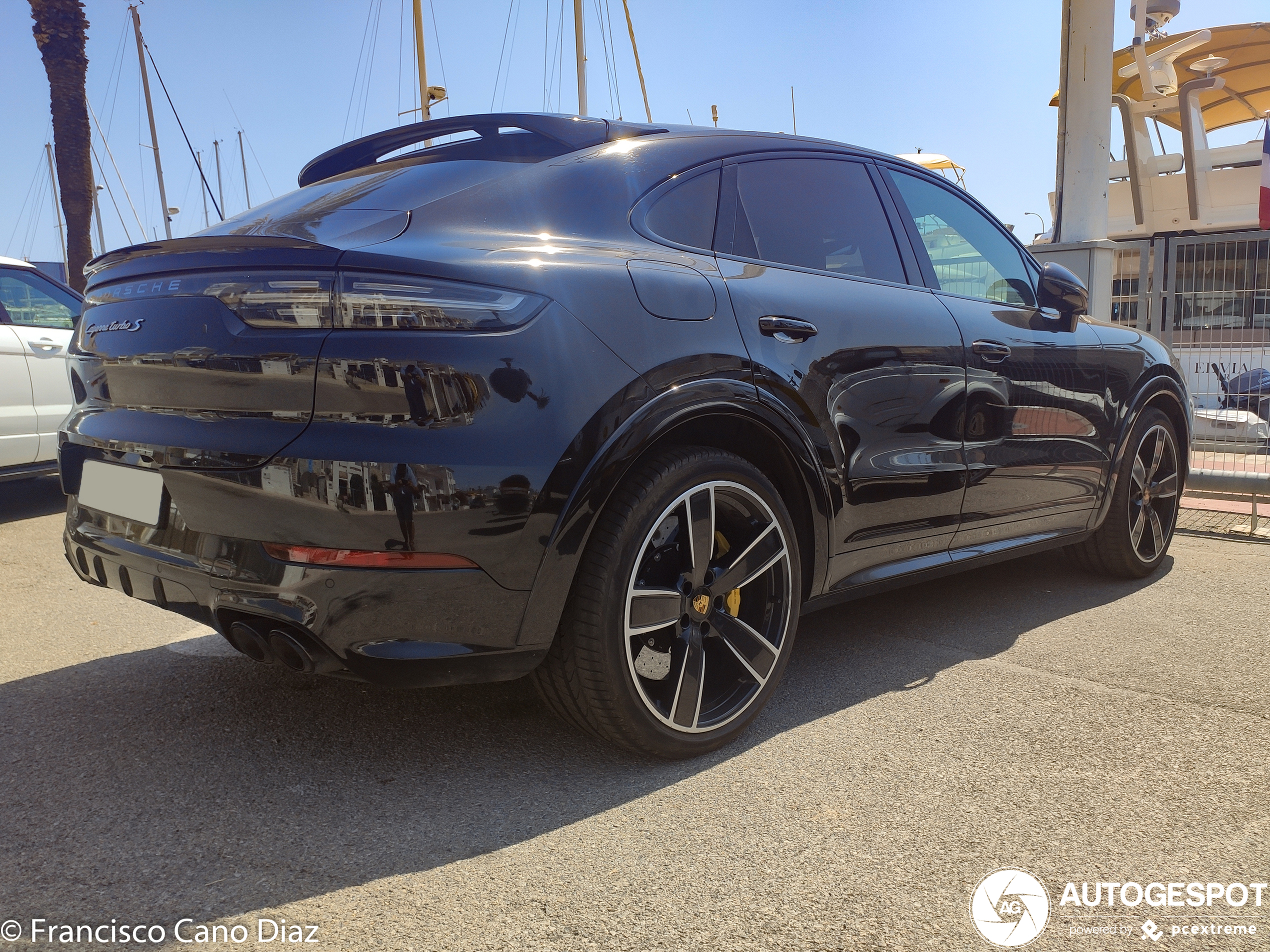 Porsche Cayenne Coupé Turbo S E-Hybrid