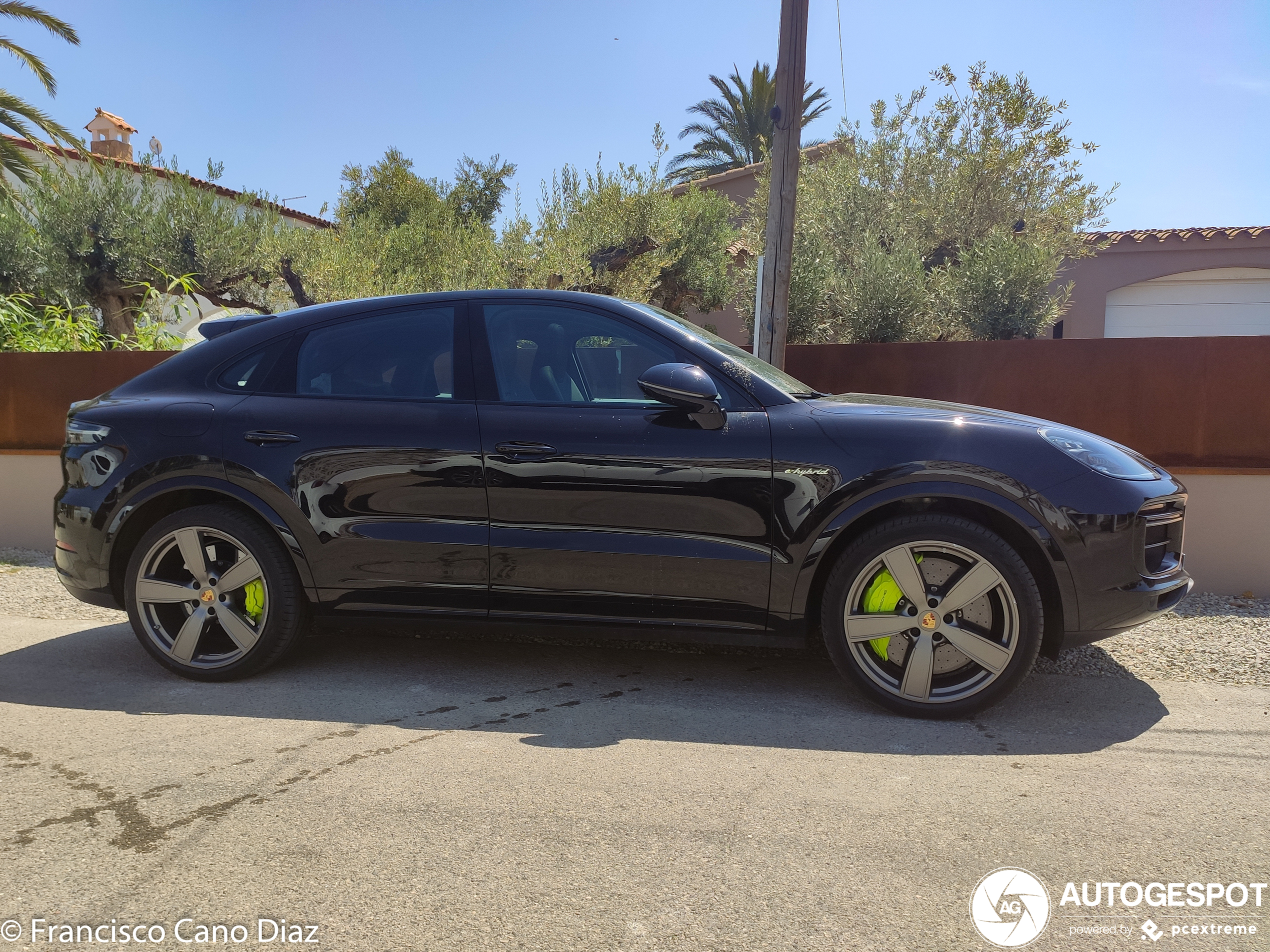 Porsche Cayenne Coupé Turbo S E-Hybrid