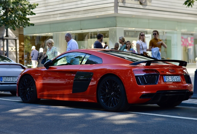 Audi R8 V10 Plus 2015