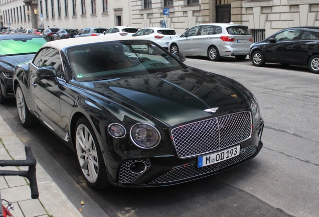 Bentley Continental GTC 2019