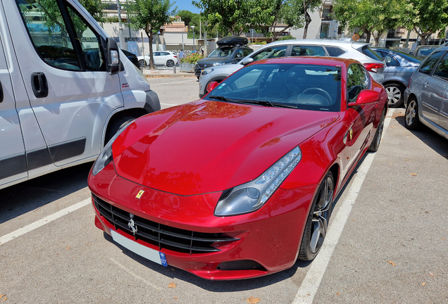 Ferrari FF