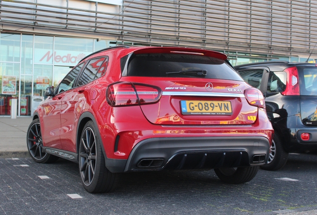 Mercedes-AMG GLA 45 X156 2017