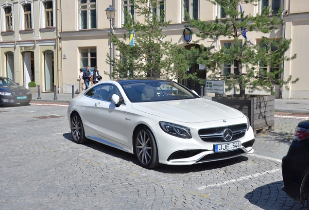 Mercedes-Benz S 63 AMG Coupé C217