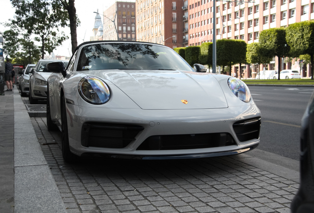 Porsche 992 Targa 4 GTS