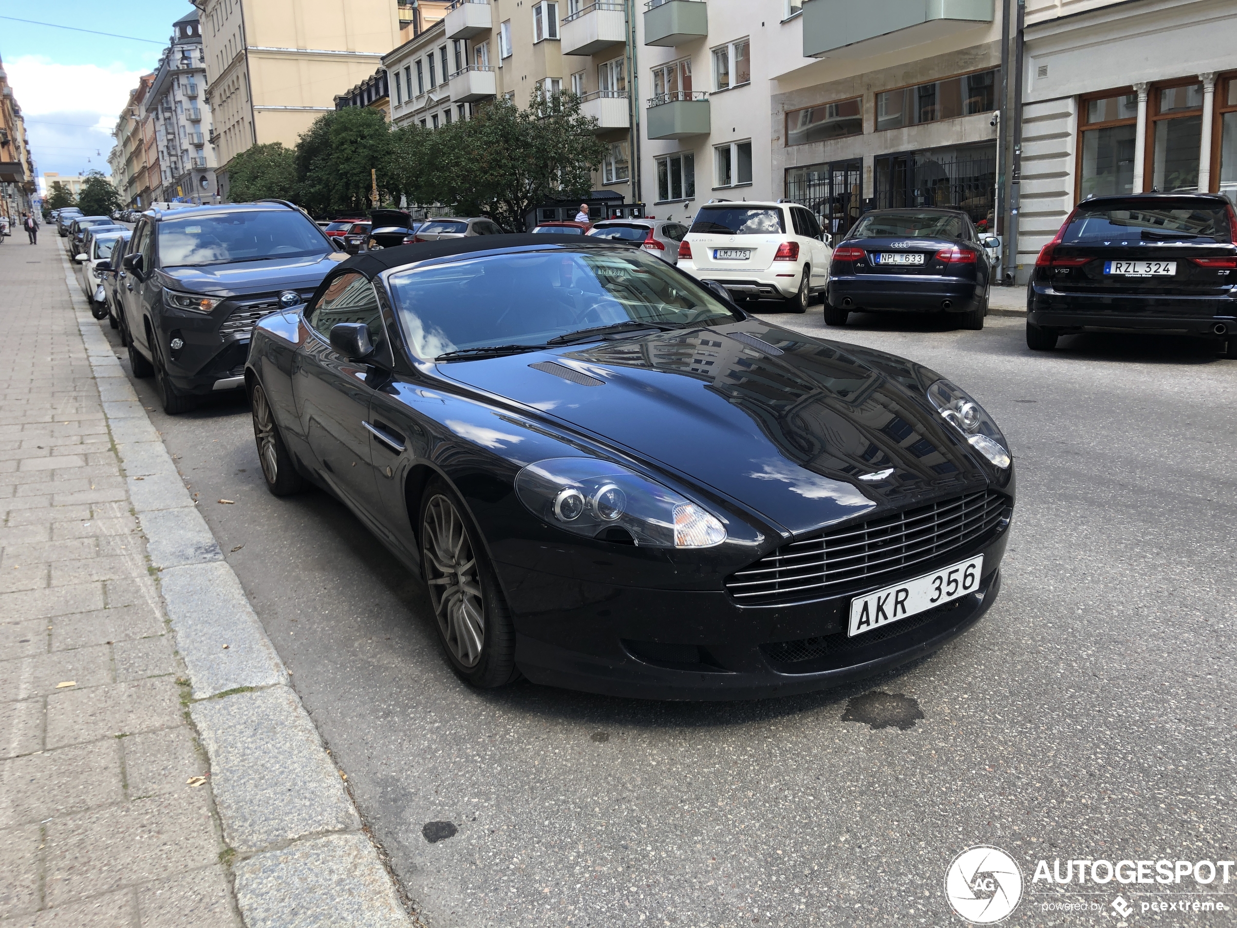 Aston Martin DB9 Volante