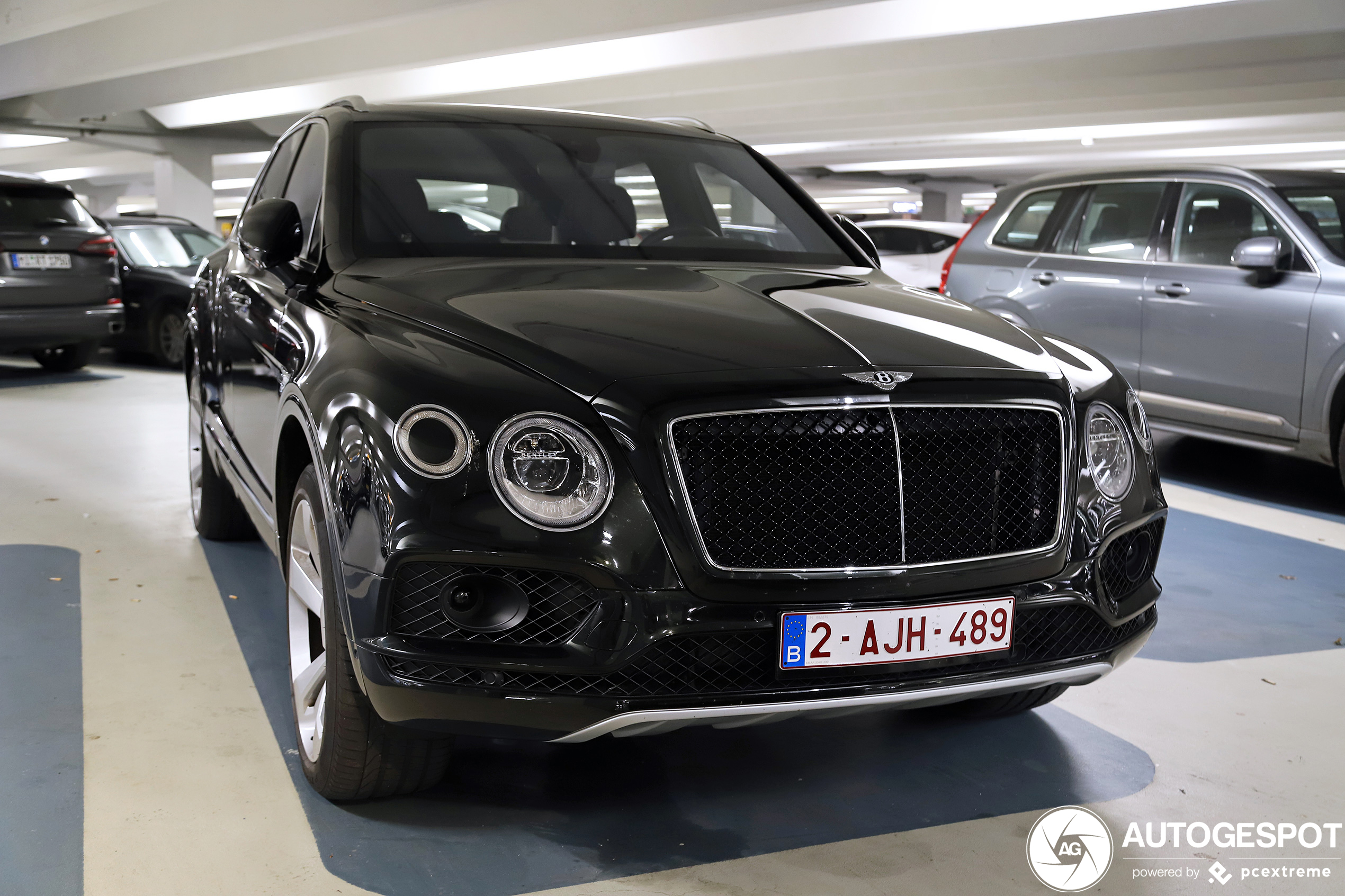 Bentley Bentayga V8