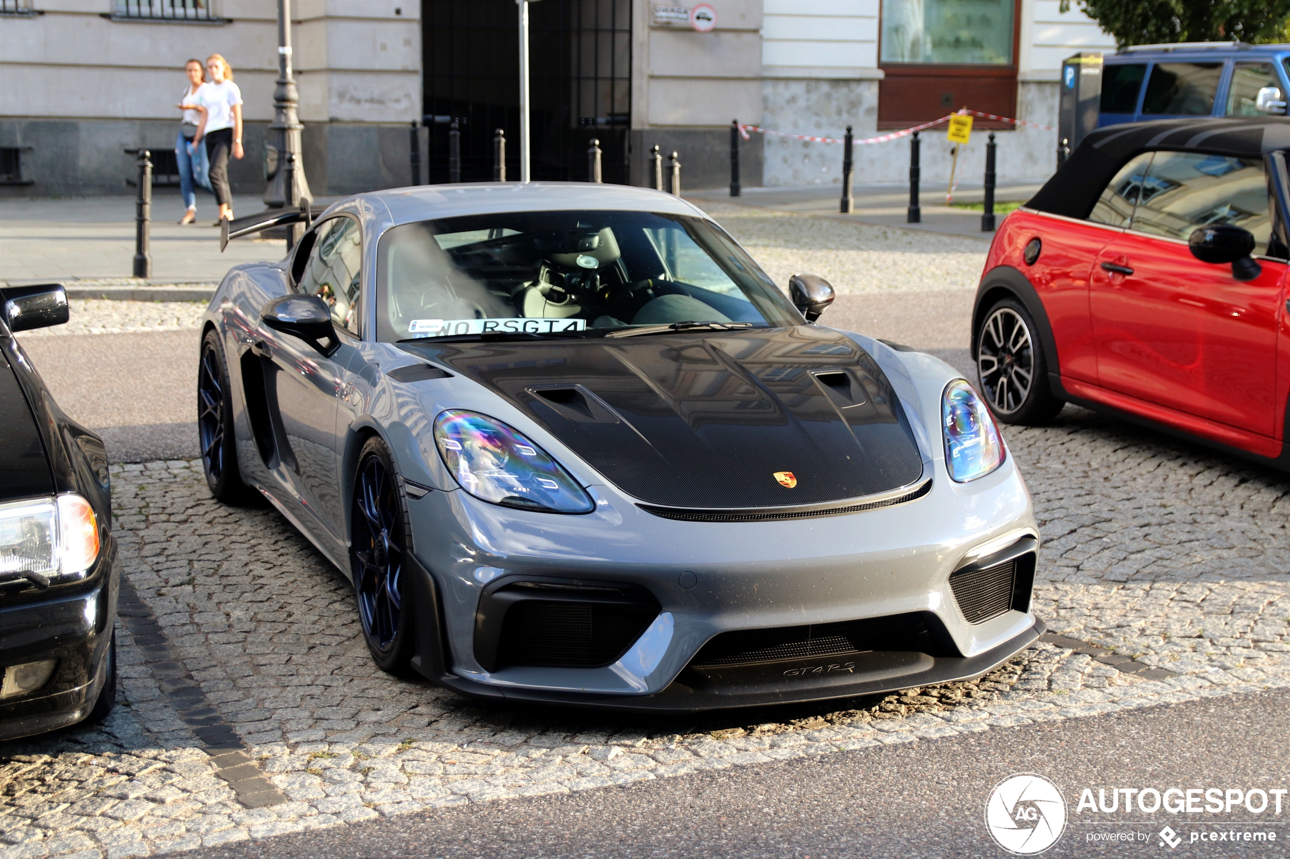 Porsche 718 Cayman GT4 RS Weissach Package