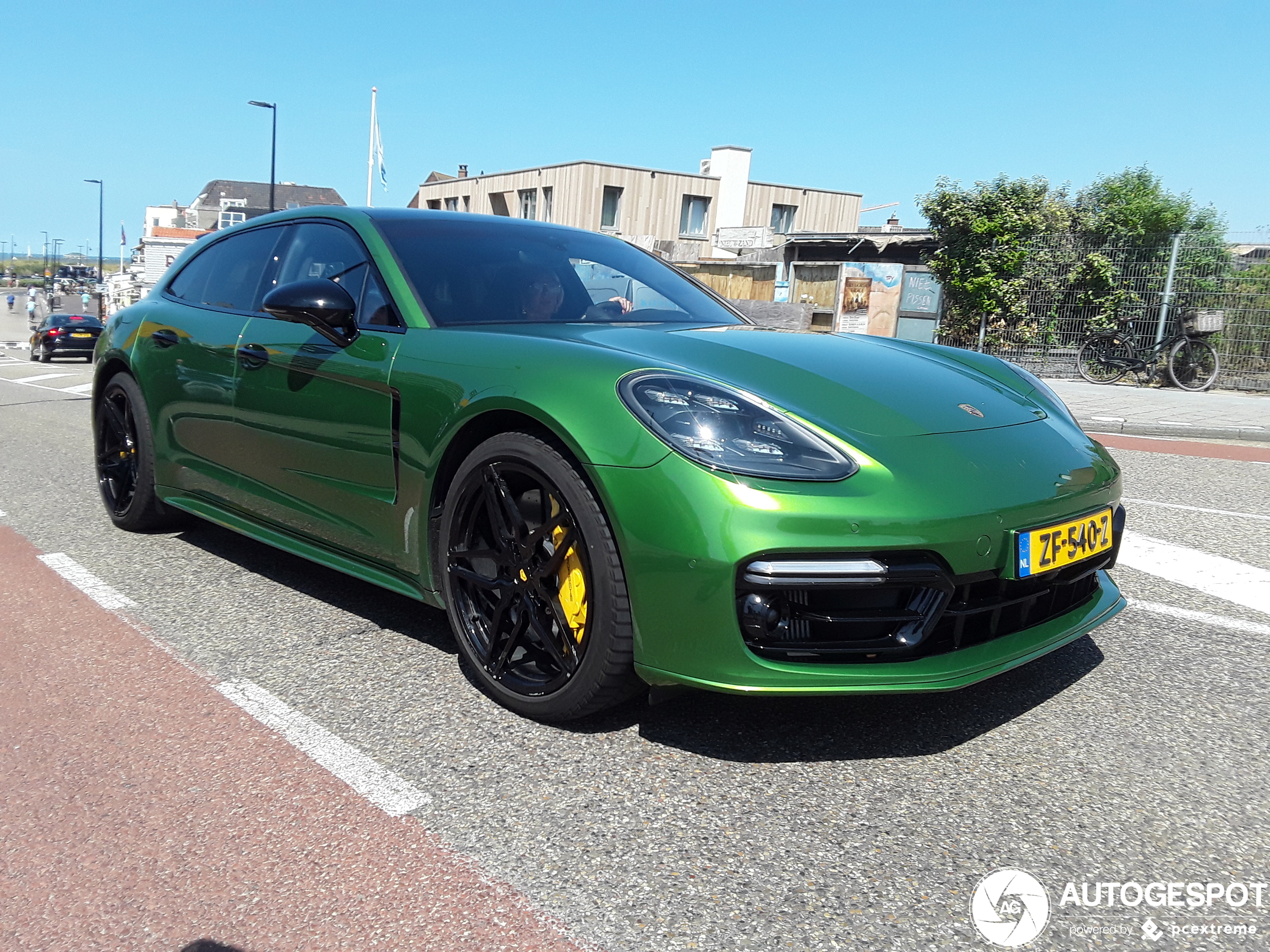 Porsche 971 Panamera Turbo S E-Hybrid Sport Turismo