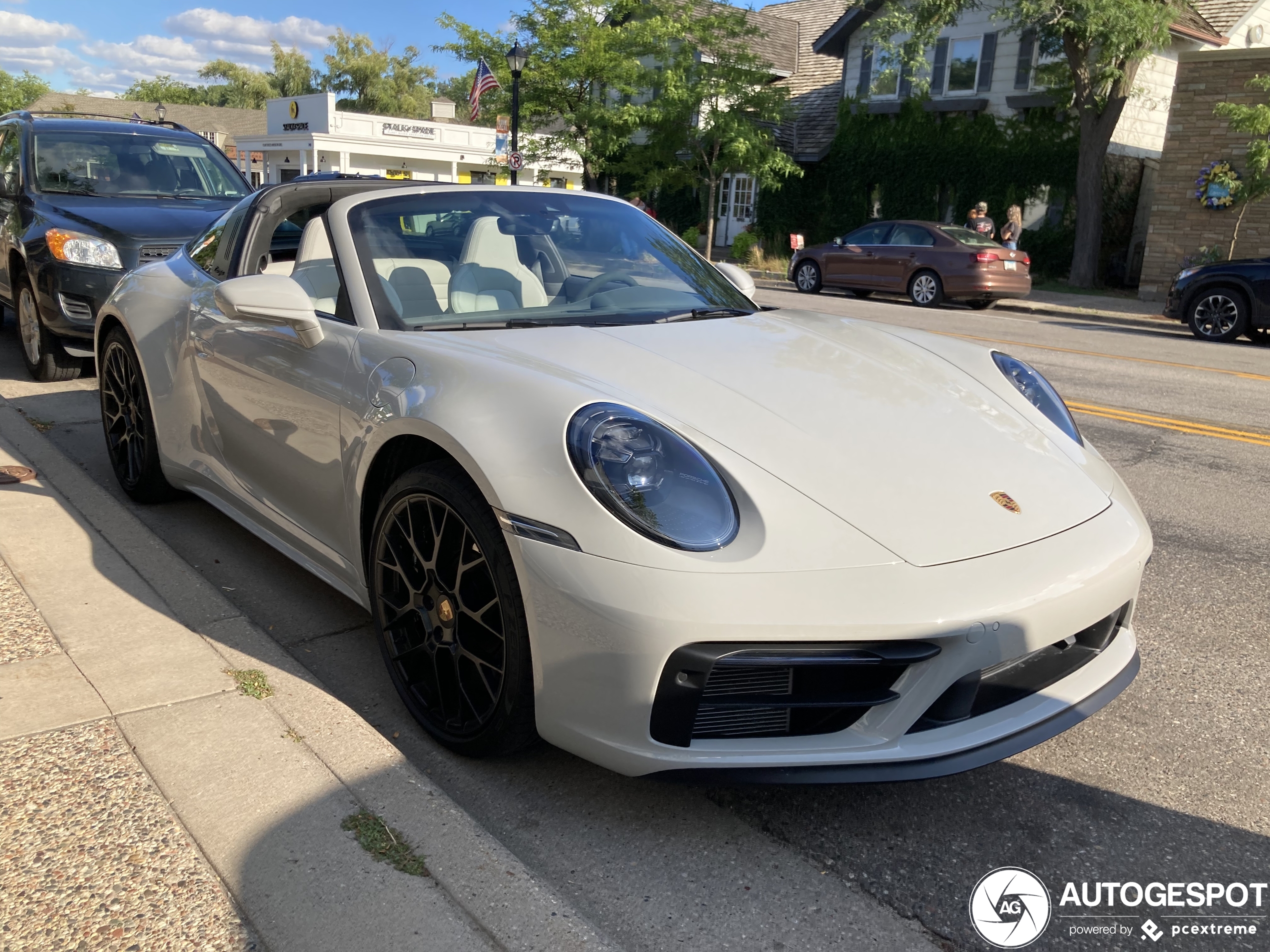 Porsche 992 Targa 4 GTS