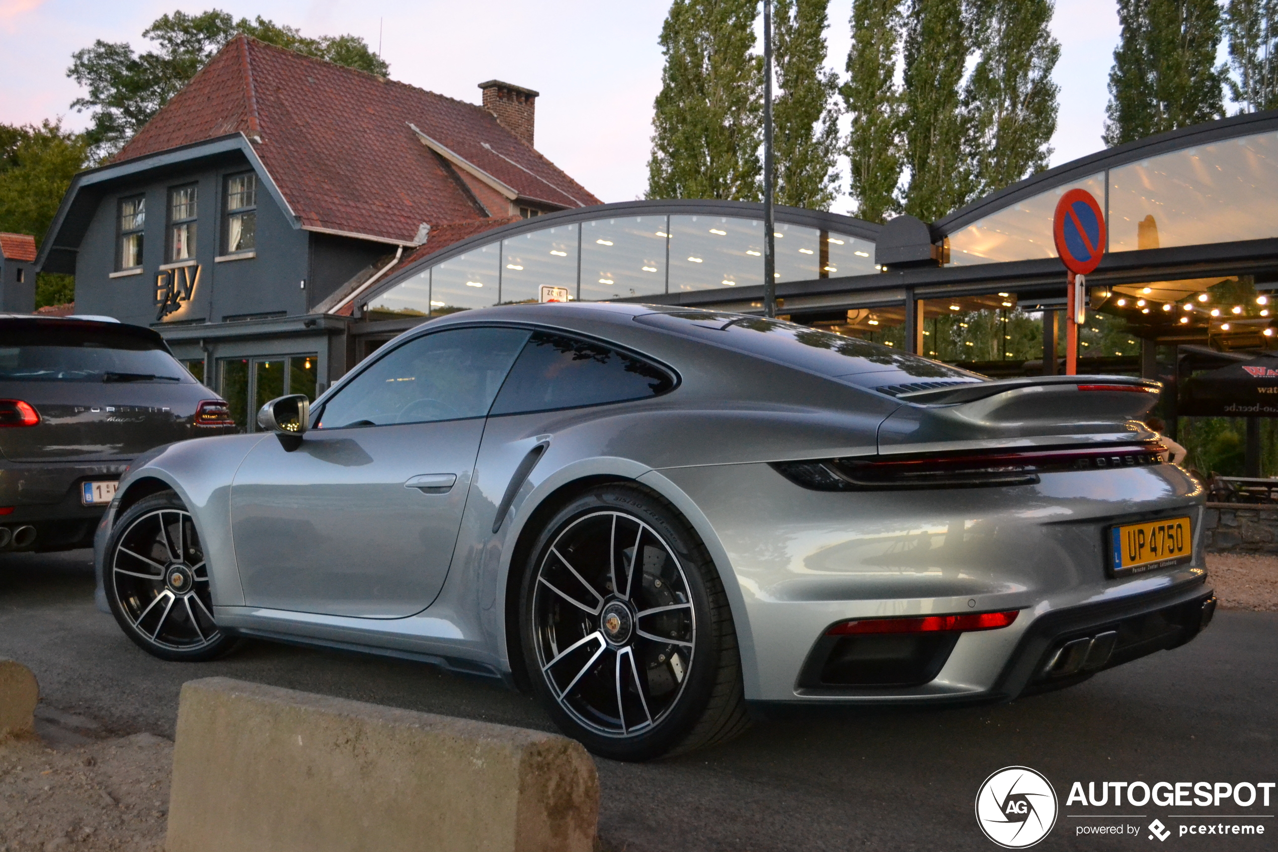 Porsche 992 Turbo