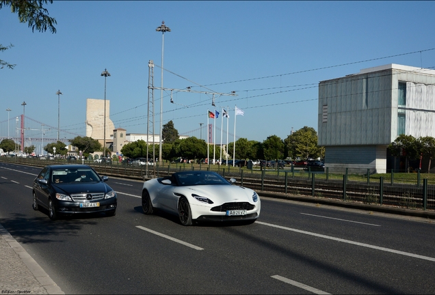 Aston Martin DB11 V8 Volante