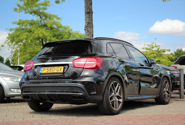 Mercedes-Benz GLA 45 AMG X156