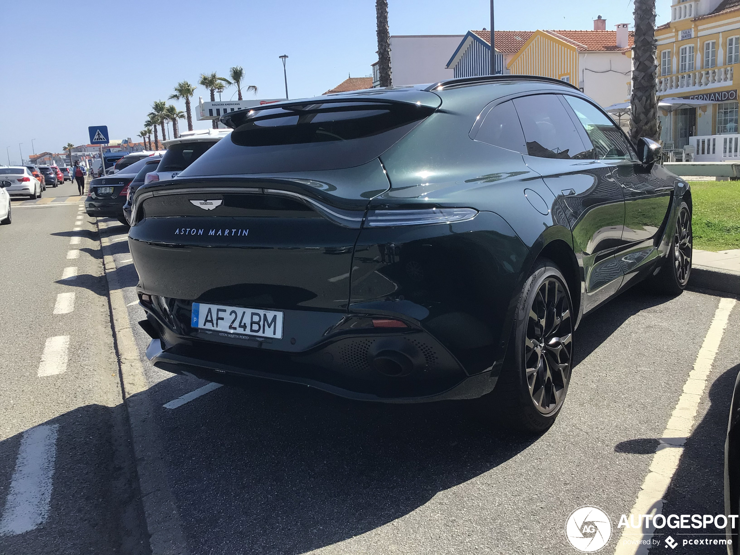 Aston Martin DBX