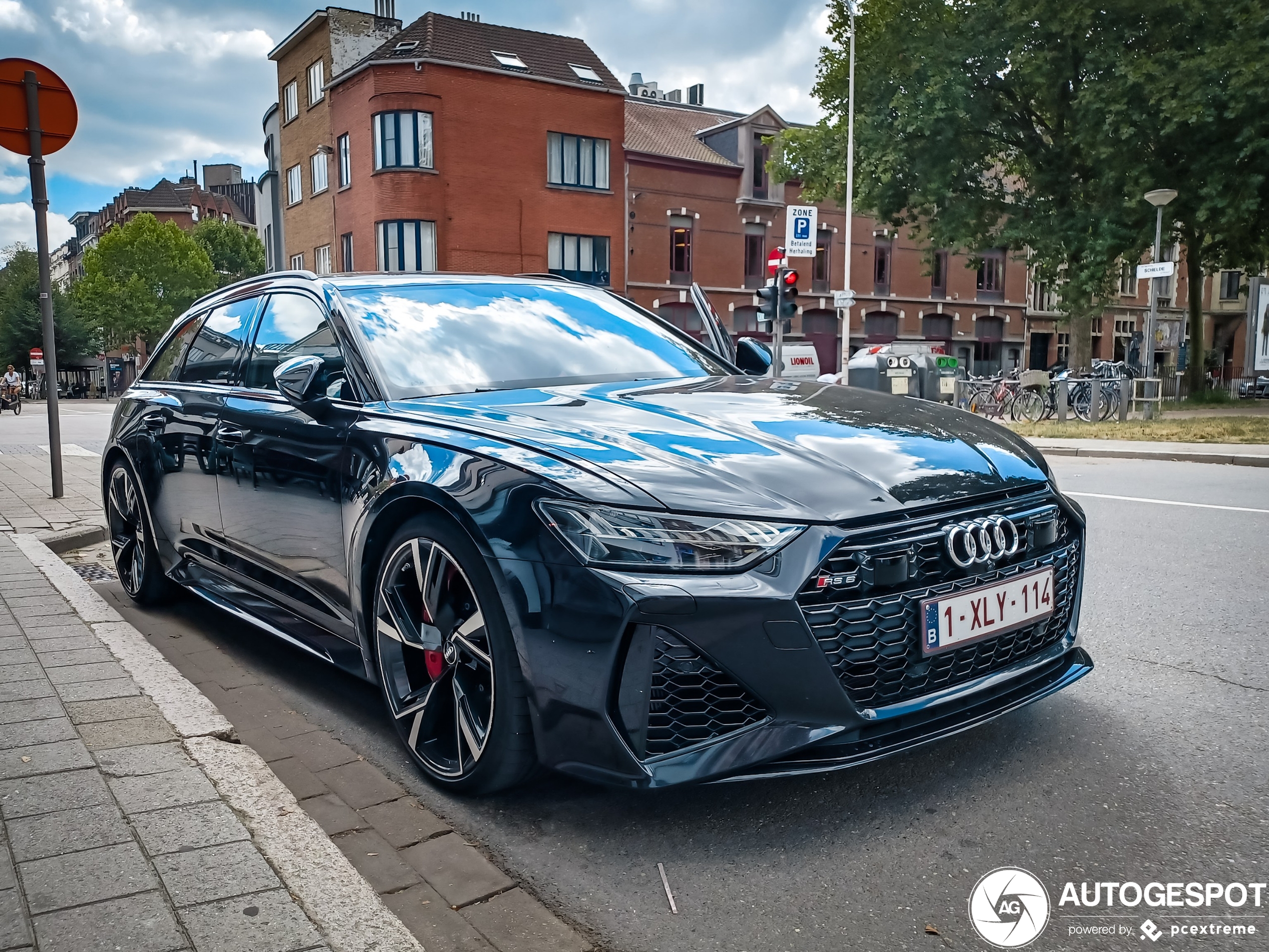 Audi RS6 Avant C8