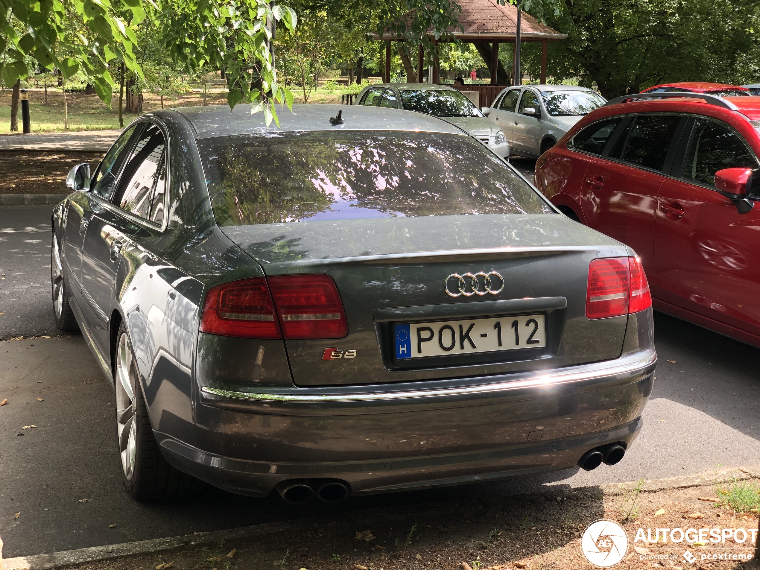 Audi S8 D3