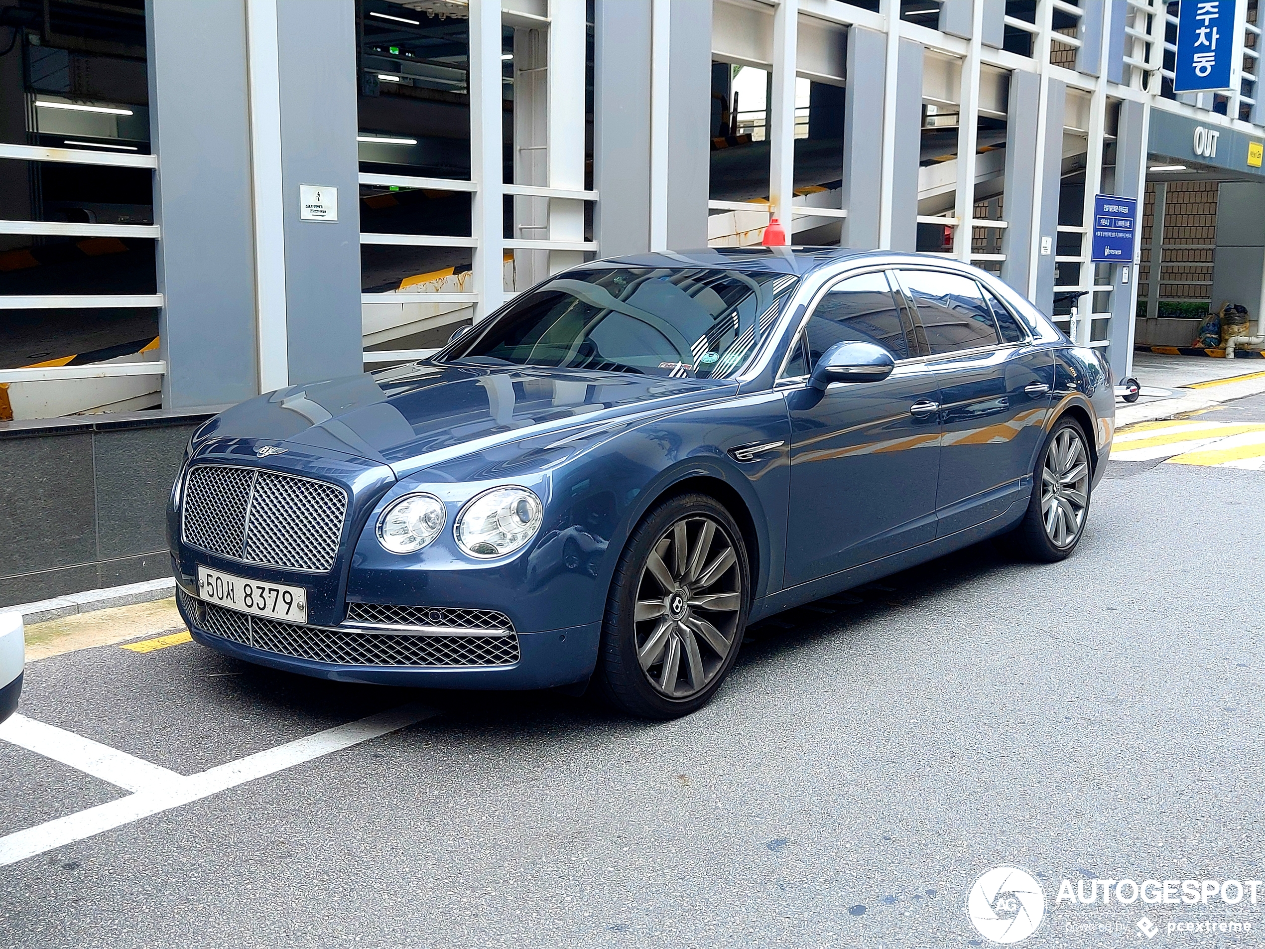 Bentley Flying Spur W12