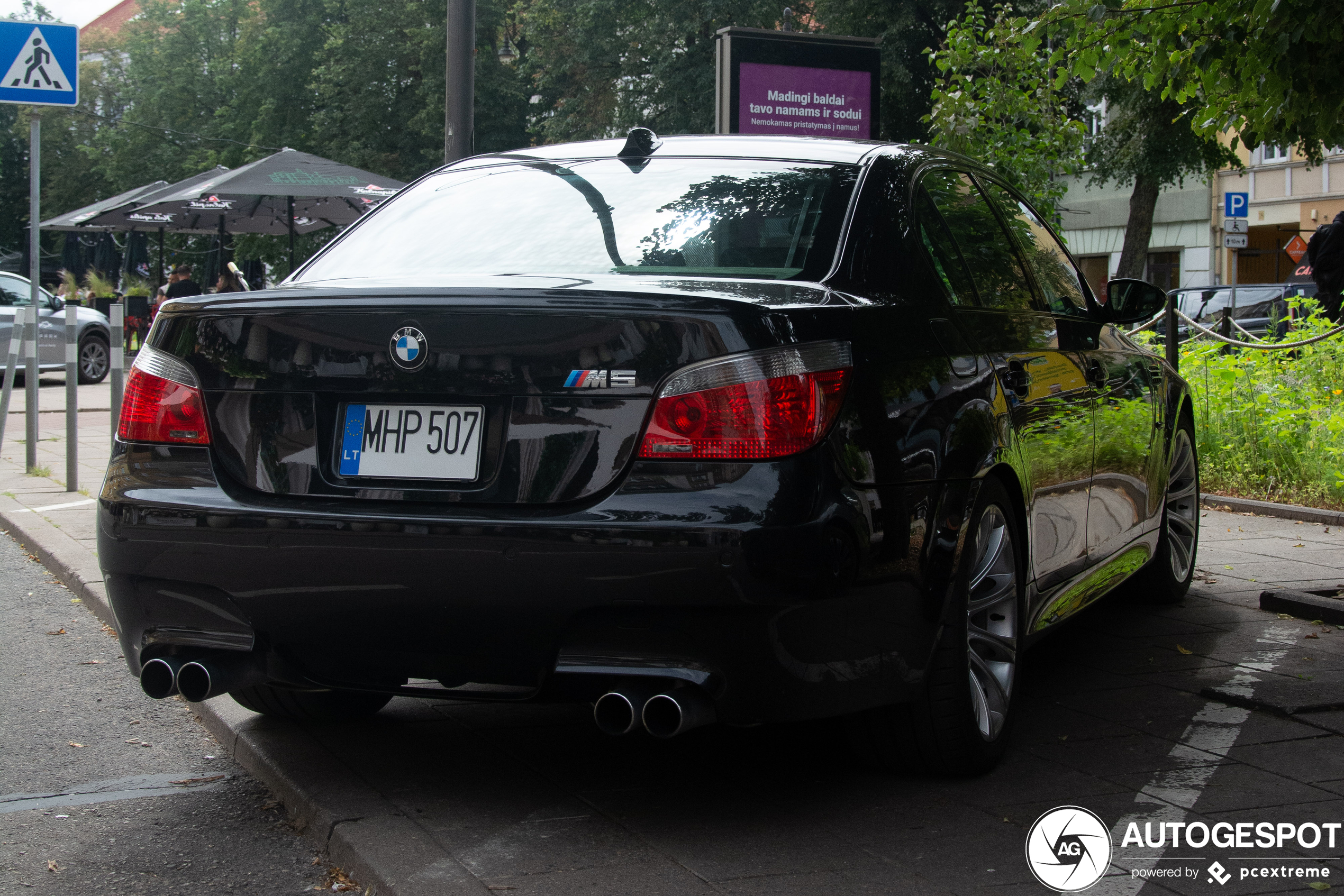 BMW M5 E60 2005