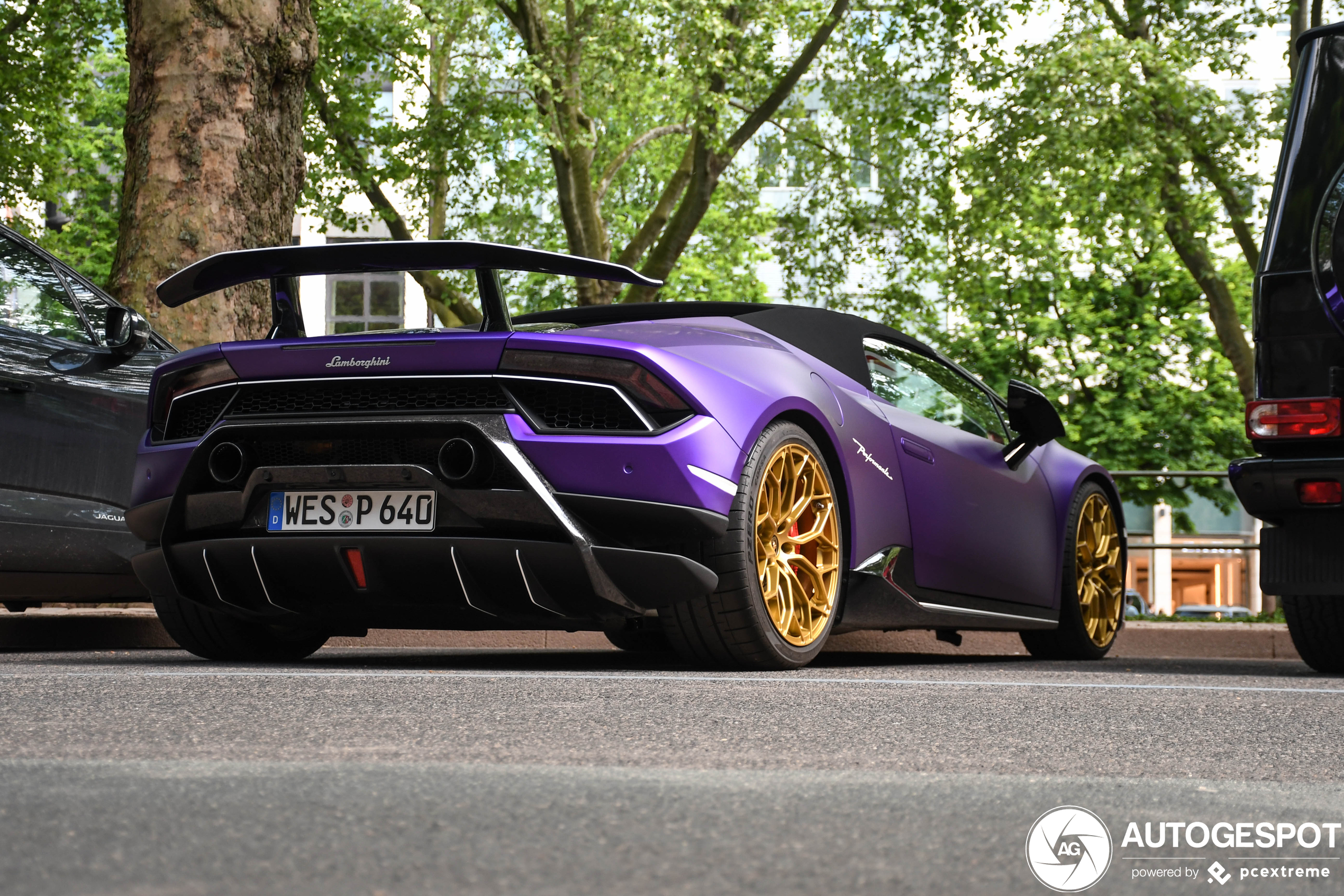 Lamborghini Huracán LP640-4 Performante Spyder