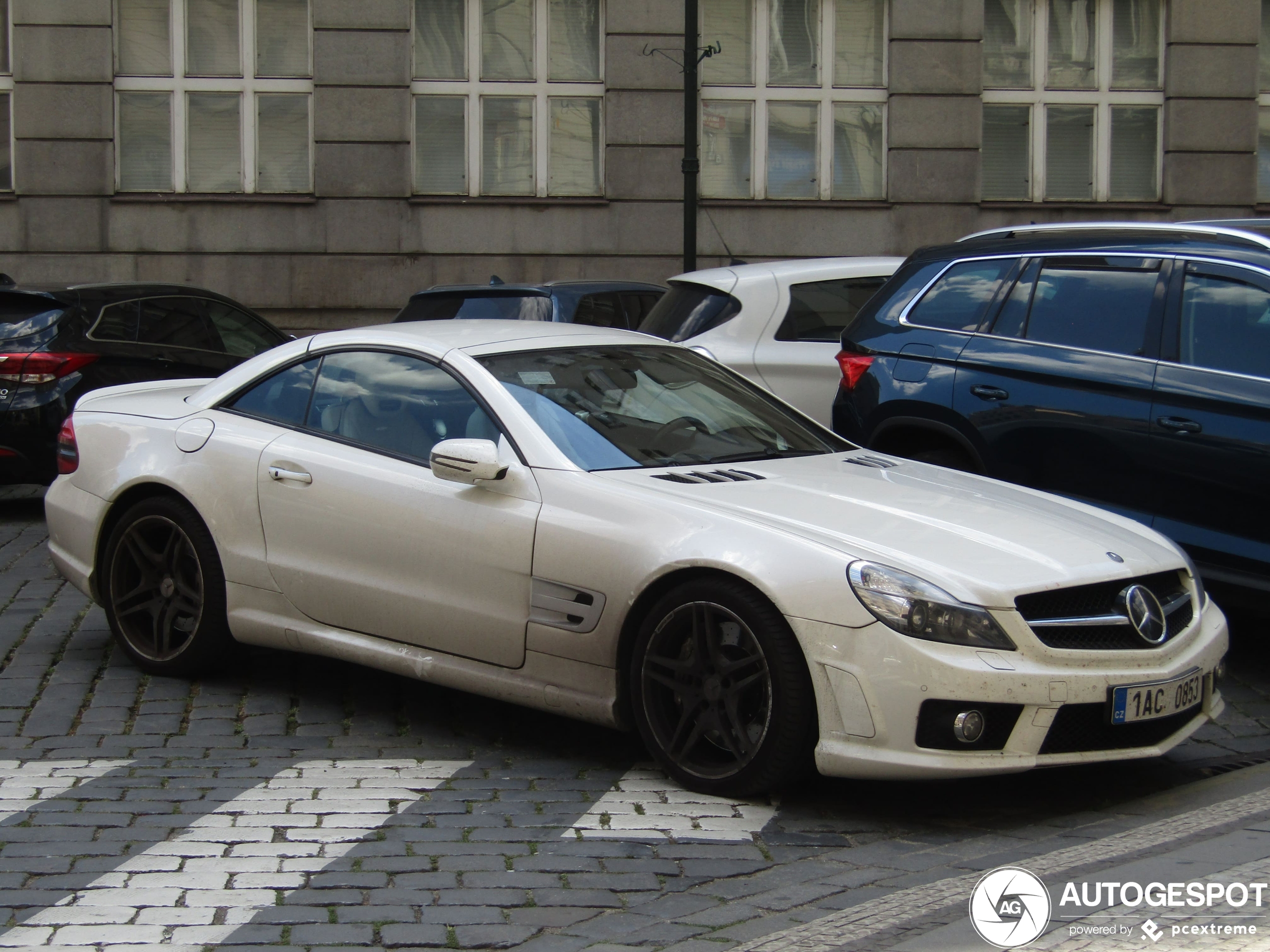 Mercedes-Benz SL 63 AMG