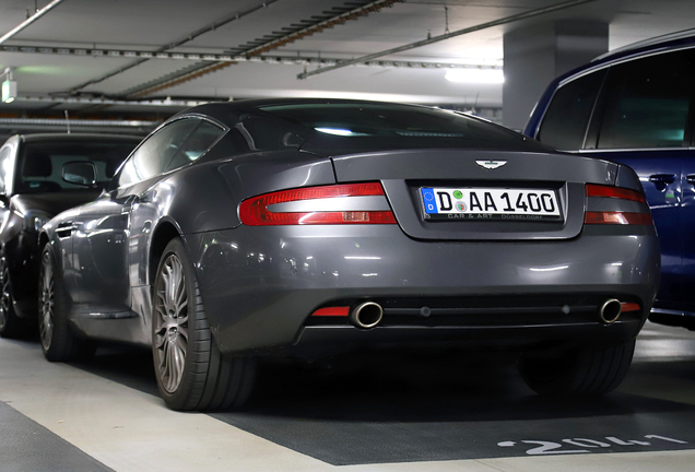 Aston Martin DB9