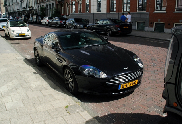 Aston Martin DB9