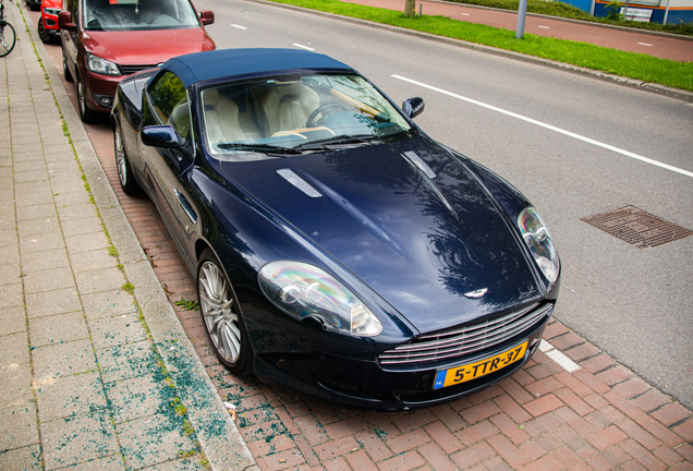 Aston Martin DB9 Volante