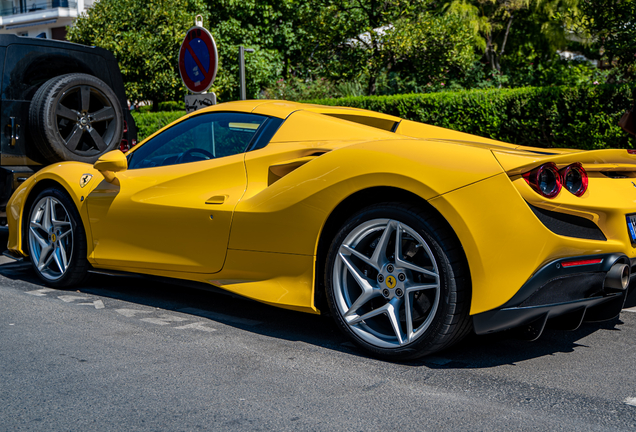 Ferrari F8 Spider