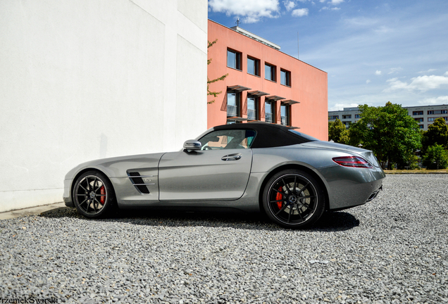 Mercedes-Benz SLS AMG Roadster