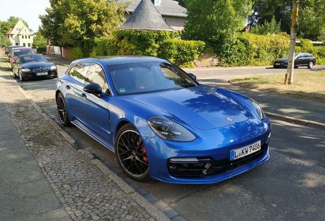 Porsche 971 Panamera Turbo Sport Turismo