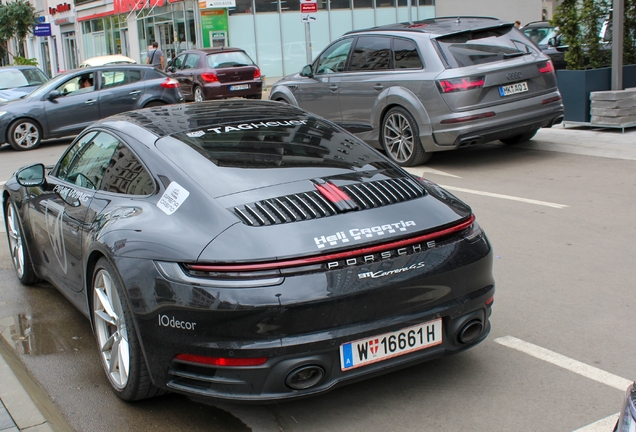 Porsche 992 Carrera 4S