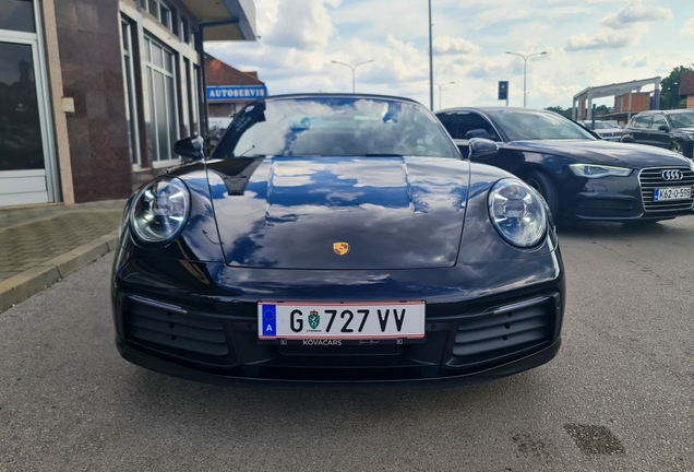 Porsche 992 Carrera 4S Cabriolet