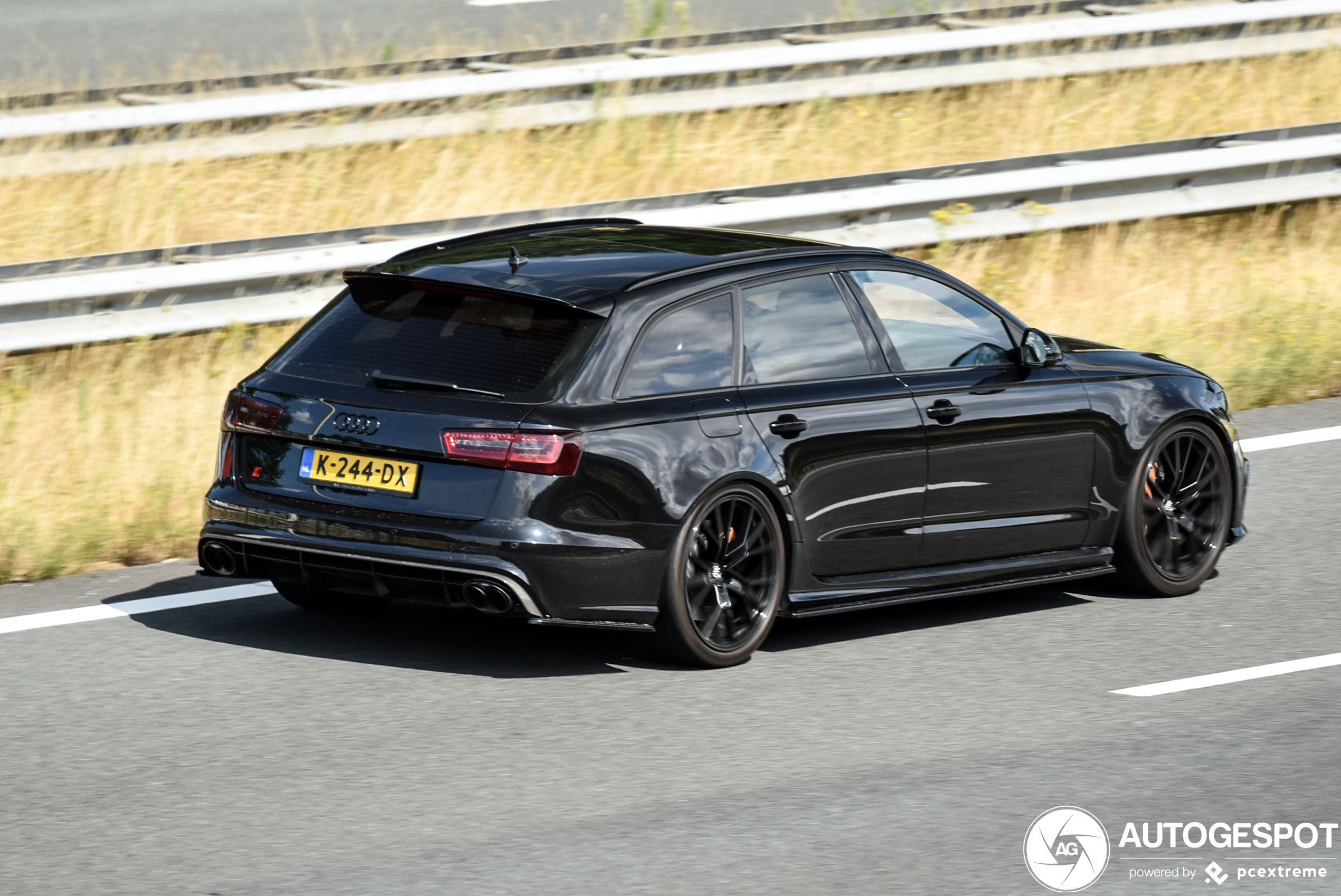 Audi RS6 Avant C7