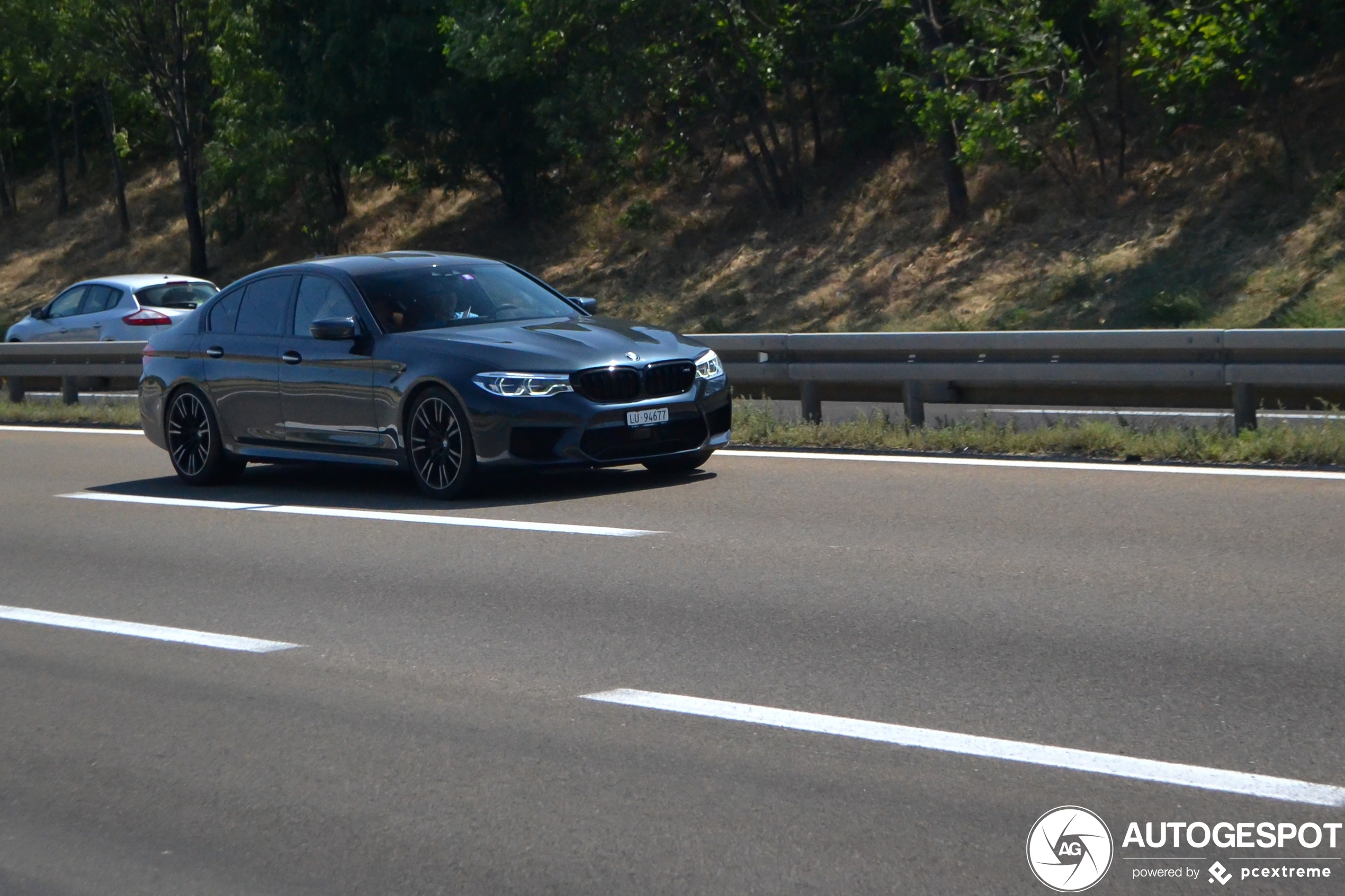 BMW M5 F90