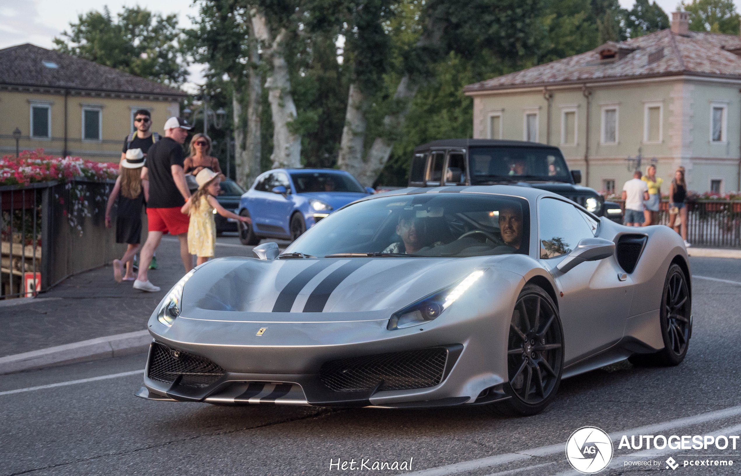 Ferrari 488 Pista