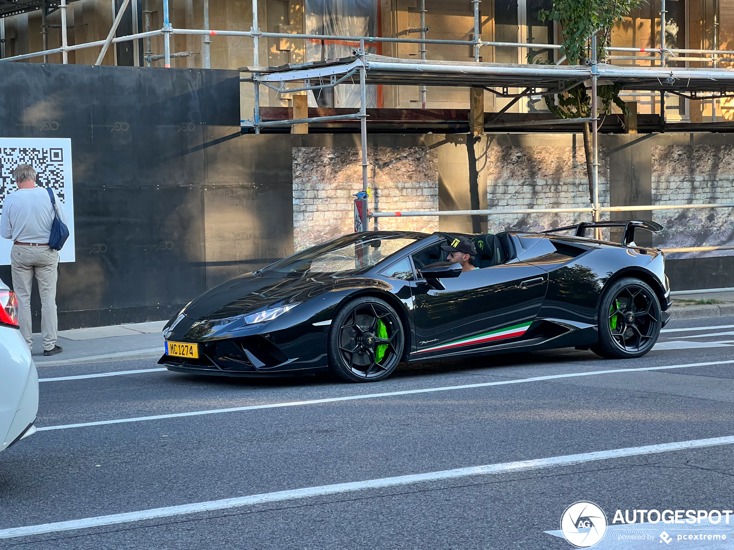 Lamborghini Huracán LP640-4 Performante Spyder