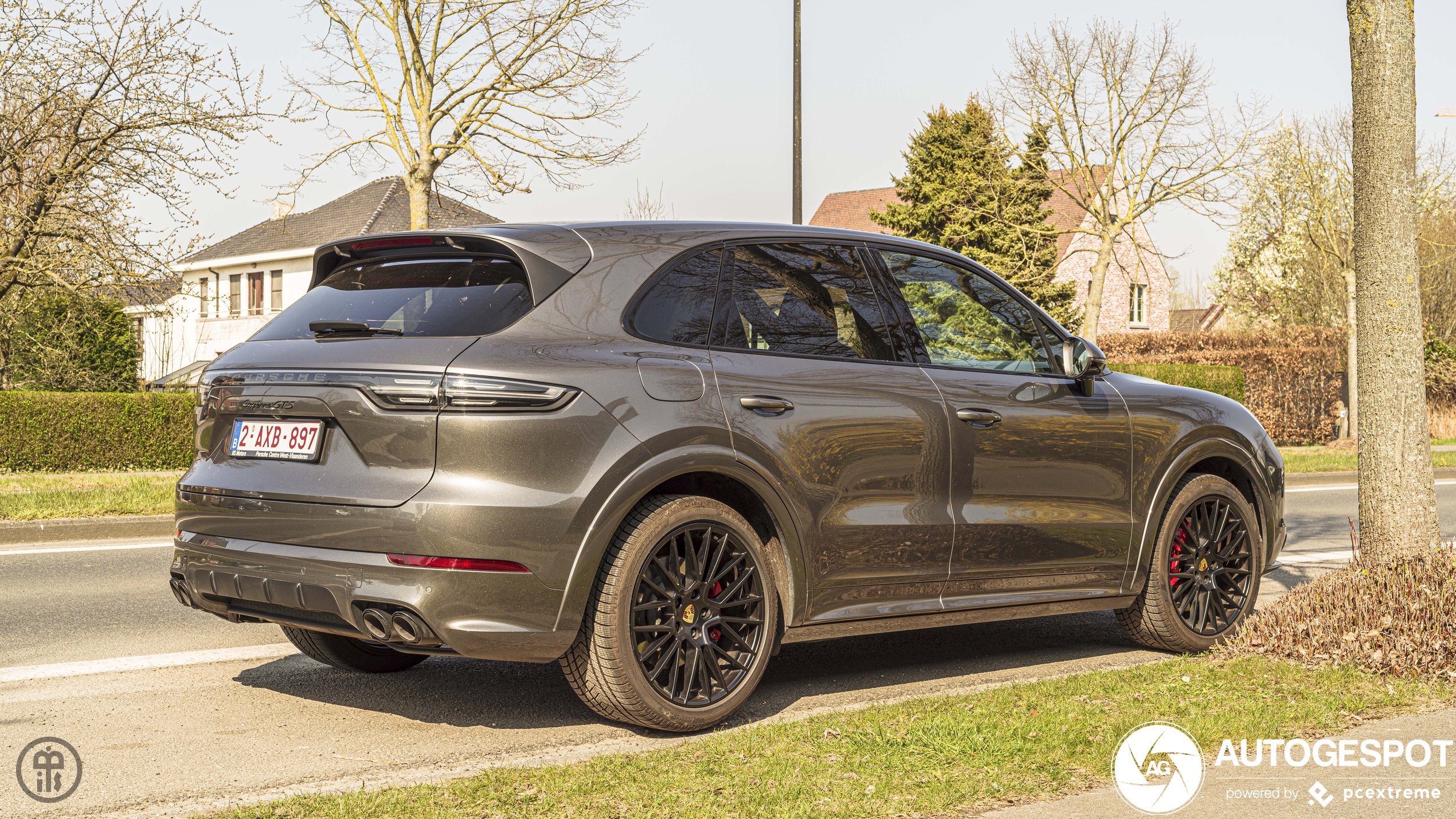 Porsche 9YA Cayenne GTS