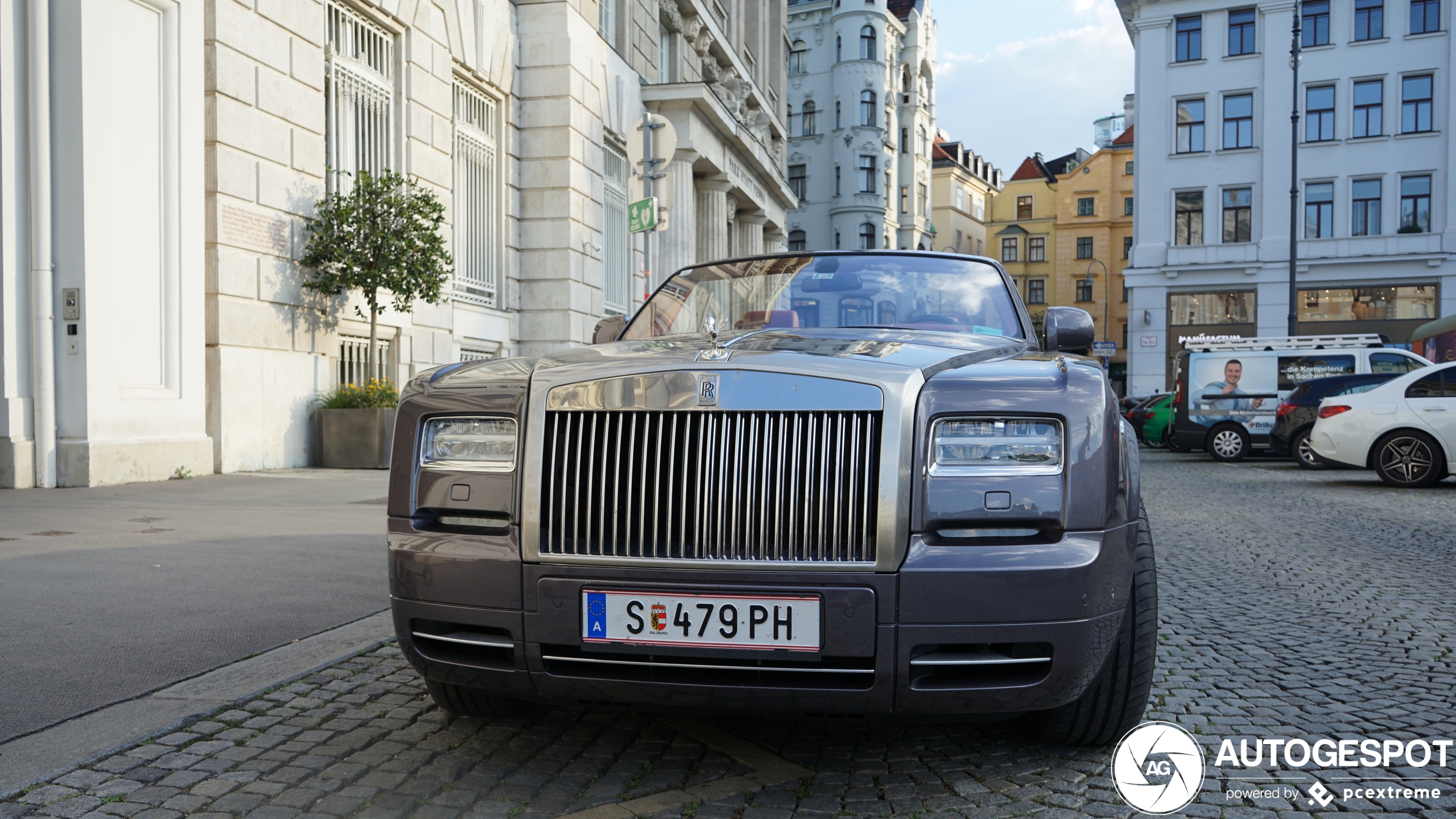 Rolls-Royce Phantom Drophead Coupé Series II