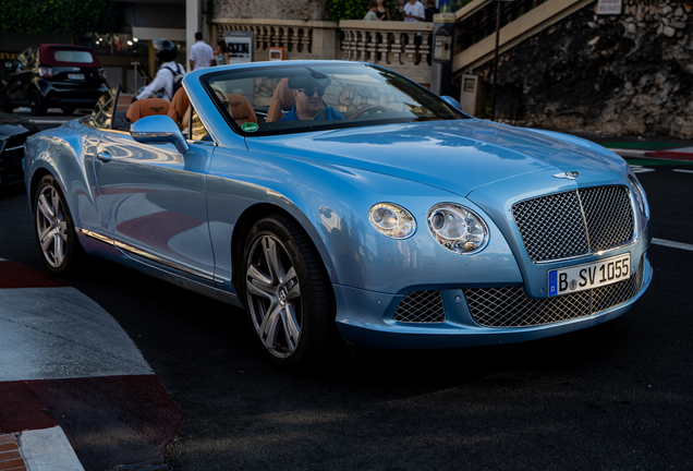 Bentley Continental GTC 2012