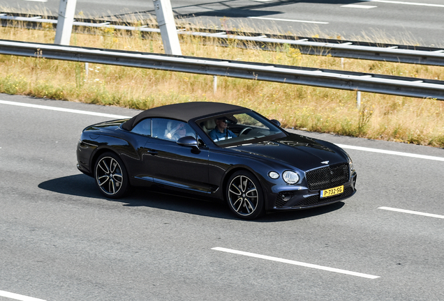 Bentley Continental GTC V8 2020