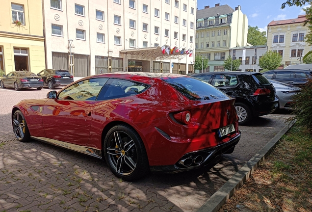 Ferrari FF Novitec Rosso