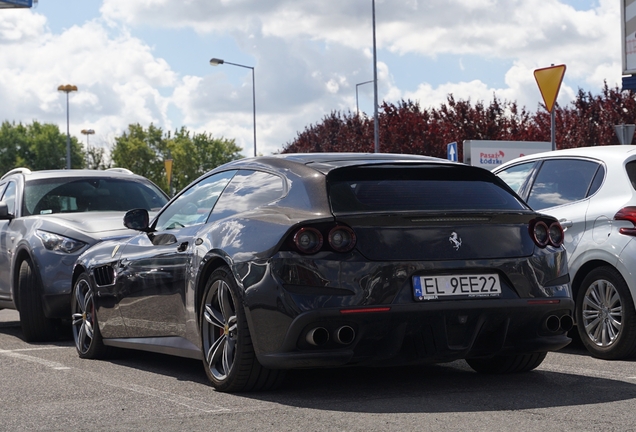 Ferrari GTC4Lusso