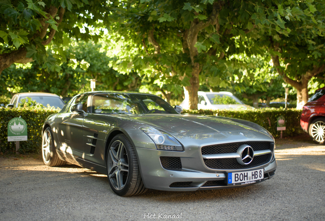 Mercedes-Benz SLS AMG