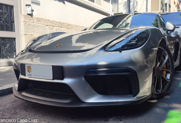 Porsche 718 Cayman GT4