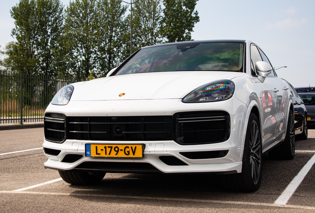 Porsche Cayenne Coupé Turbo S E-Hybrid