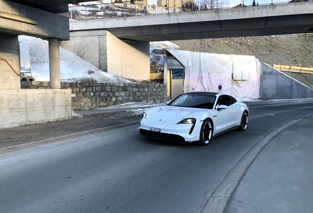 Porsche Taycan Turbo S