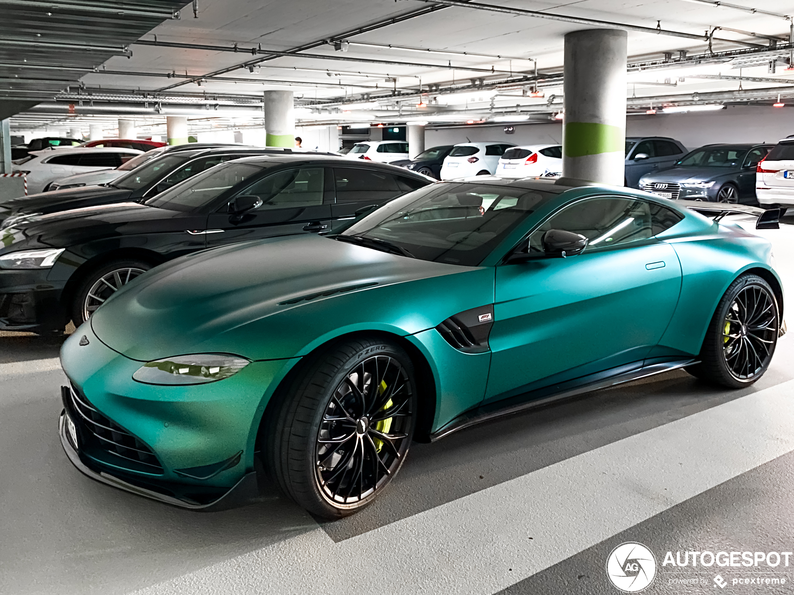 Aston Martin V8 Vantage Formula 1 Edition