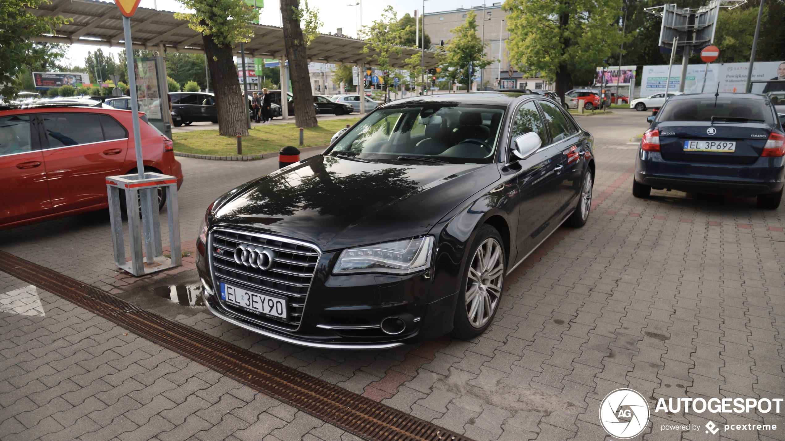 Audi S8 D4